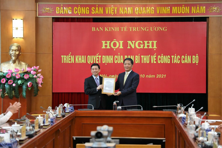 Ông Nguyễn Duy Hưng, sinh năm 1971, giữ chức Phó trưởng Ban Kinh tế Trung ương 