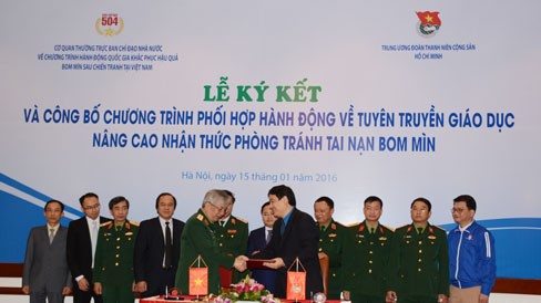 Lễ ký kết phối hợp tuyên truyền giữa Trung ương Đoàn và Bộ Quốc phòng sáng 15/1.