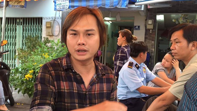 Người nhà nạn nhân bức xúc về cái chết của ông Dương Văn Tài ngày 4/4 tại Bệnh viện quận 4, TP HCM.