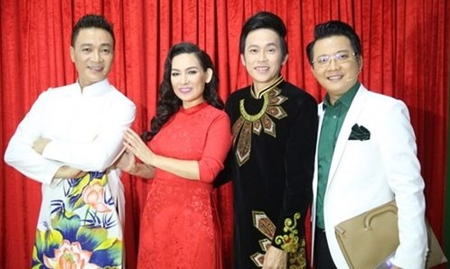 Hoài Linh làm giám khảo trong chương trình "Ngôi sao phương Nam".