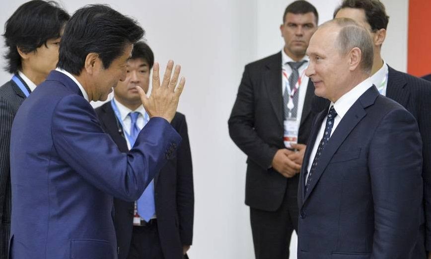 Quan hệ Nga - Nhật đang nồng ấm hơn (Ảnh: AP).