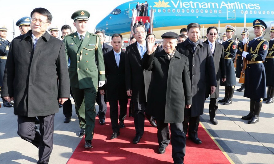 Tổng Bí thư Nguyễn Phú Trọng cùng Đoàn đại biểu cấp cao Việt Nam đã tới Thủ đô Bắc Kinh - Ảnh: TTXVN.