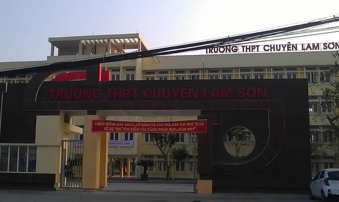 Trường THPT chuyên Lam sơn, TP. Thanh Hóa.