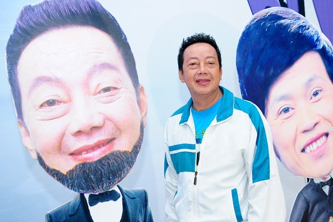 Danh hài Khánh Nam được nhiều đồng nghiệp và khán giả mến mộ.
