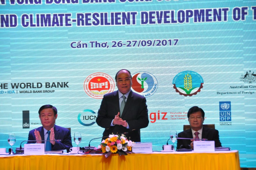 Thủ tướng Nguyễn Xuân Phúc phát biểu tại hội nghị. Ảnh: Hòa Hội.