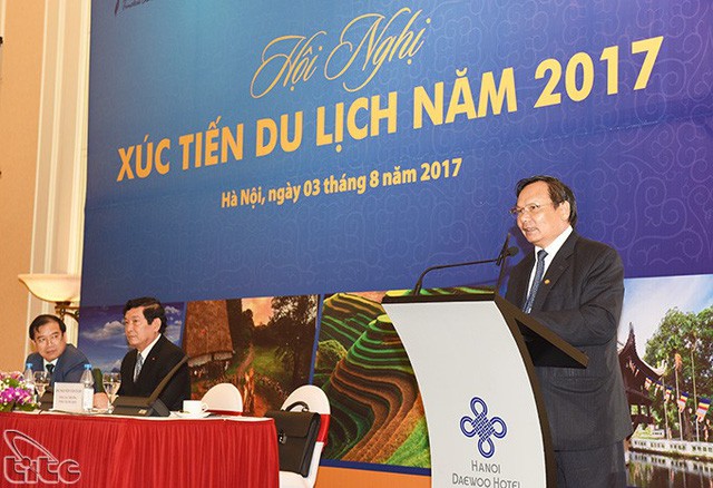 Tổng cục trưởng Tổng cục Du lịch Nguyễn Văn Tuấn phát biểu tại hội nghị xúc tiến du lịch năm 2017 (Ảnh: TCDL).