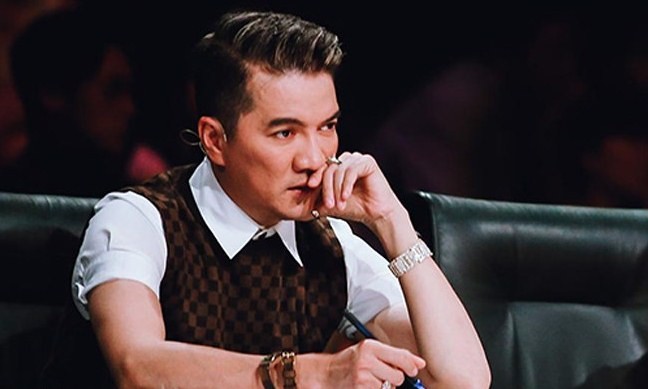 Nam ca sĩ Đàm Vĩnh Hưng thẳng thắn cho rằng "scandal trong showbiz là "sản phẩm" của từng người.