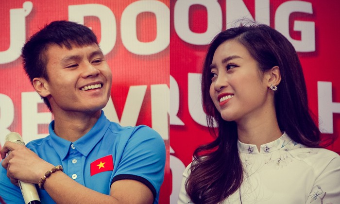 Trước đó, hoa hậu Đỗ Mỹ Linh cùng đáp chuyến bay về Việt Nam cùng đội tuyển U23 Việt Nam. Ảnh: Duy Phạm.