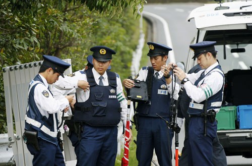 Hơn 6.000 cảnh sát Nhật Bản được huy động để truy bắt một phạm nhân 27 tuổi vượt ngục. Ảnh: Mainichi Shimbun.