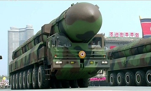 Tên lửa đạn đạo xuyên lục địa Triều Tiên trong lễ duyệt binh ngày 15/4/2017. Ảnh: KCNA.
