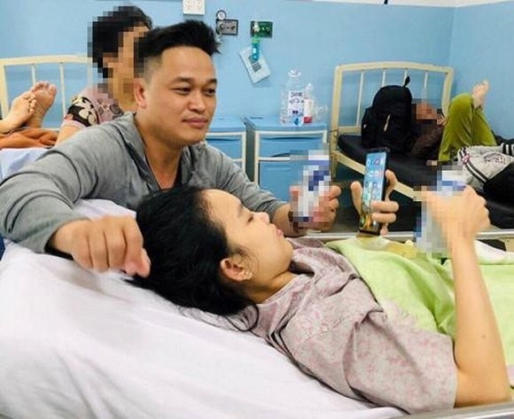 Thùy Dương nhập viện vì tai nạn. 