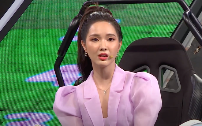 Showbiz 5/10: Jang Mi bị chỉ trích vì trả lời ngây ngô trong gameshow ‘Nhanh như chớp’