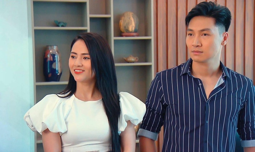 Showbiz 2/8: Là tình địch trên phim, Việt Hoa tiết lộ bất ngờ về Phương Oanh