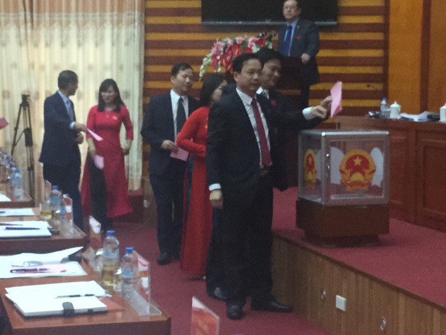 HĐND tỉnh Lạng Sơn lấy phiếu tín nhiệm 26 người giữ chức vụ do HĐND tỉnh bầu *ảnh: Duy Chiến