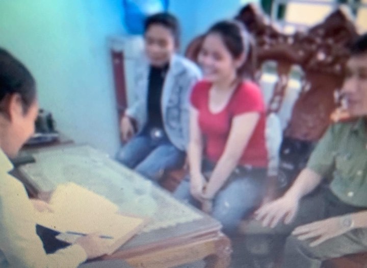 Hai thiếu nữ Campuchia sau khi được giải cứu .Ảnh: Duy Chiến