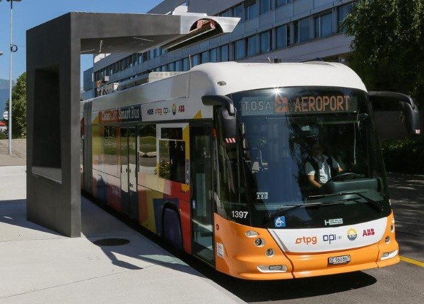 Thụy Sĩ nghiên cứu xe bus chạy điện chỉ cần sạc trong vòng 15 giây