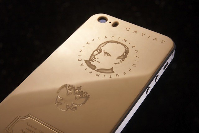 IPhone 5s in hình Tổng thống Putin bán chạy như tôm tươi