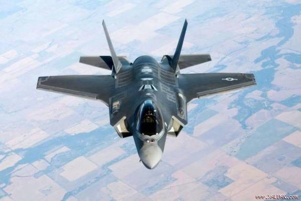Chiến đấu cơ F-35 “Tia chớp“ của Mỹ