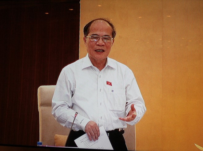 Chủ tịch Quốc hội Nguyễn Sinh Hùng phát biểu bế mạc hội nghị. 
