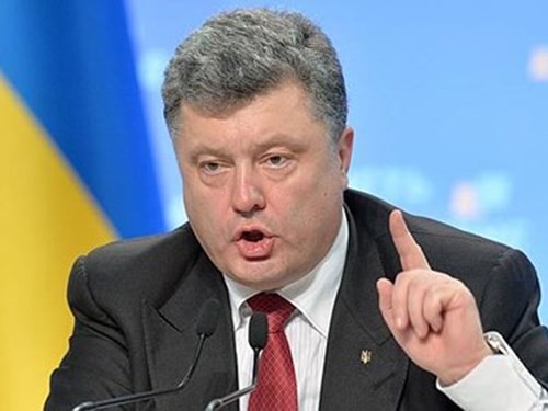 Tổng thống Ukraine, Petro Poroshenko muốn dành lại sân bay Donetsk?