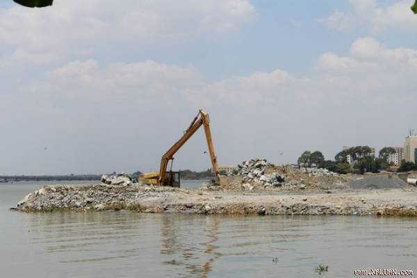 Dự án lấp sông tại Đồng Nai hiện đã phải tạm dừng thi công Ảnh: XUÂN HOÀNG