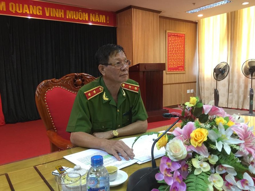 Trung tướng Phan Văn Vĩnh tại buổi gặp gỡ báo chí chiều 13/7.