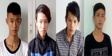 Các đối tượng (từ trái sang) Võ Văn Chí Cường; Trần Huy Khánh; Nguyễn Phi Long;Trần Minh Thế tại cơ quan điều tra.