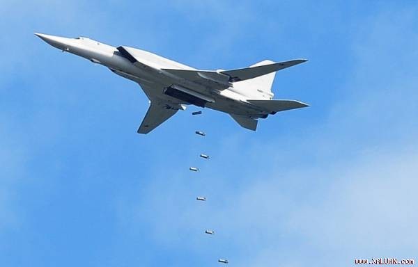 Máy bay ném bom chiến lược Tu-95 của Nga