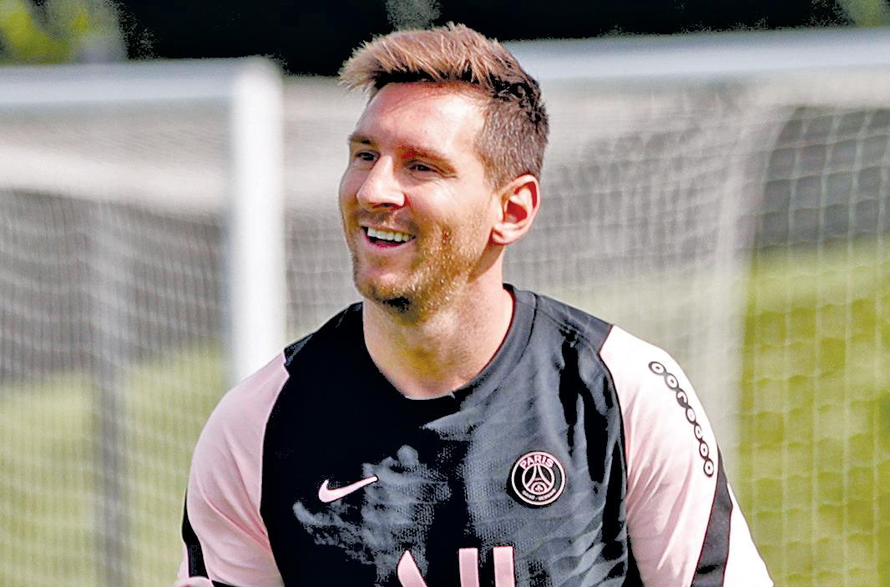 Messi trong màu áo của đội bóng mới- PSG