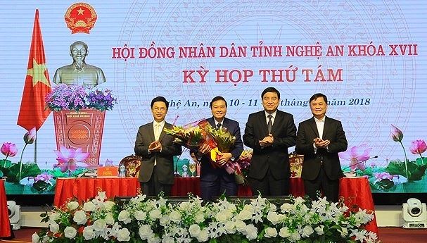 Ông Lê Hồng Vinh được bầu làm Phó Chủ tịch UBND tỉnh Nghệ An