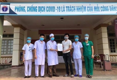 Bệnh nhân nhiễm COVID-19 cuối cùng ở Hà Tĩnh xuất viện