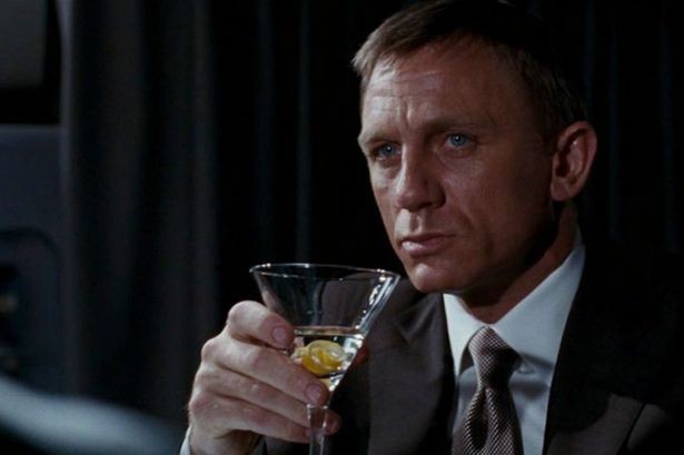 Daniel Craig trong vai 007 hấp dẫn bậc nhất trong lịch sử James Bond