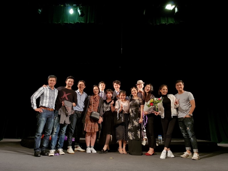 Nghệ sỹ Nhà hát Tuổi trẻ và Đoàn kịch Hàn Quốc diễn "Bến bờ xa lắc" tại Hà Nội
