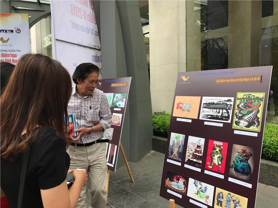 Triển lãm biếm hoạ báo chí Việt Nam điểm qua những chặng đường của biếm hoạ báo chí Việt Nam 