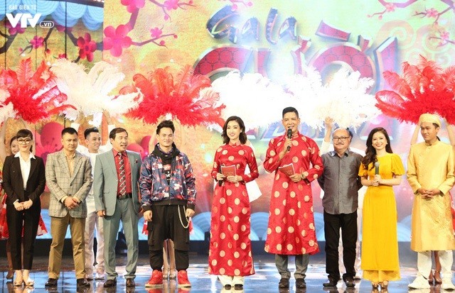 Hoa hậu Đỗ Mỹ Linh thử sức dẫn chương trình Gala cười 2019