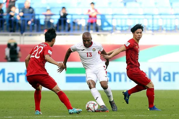 NSƯT Trung Anh nói rằng đội Việt Nam đá trên cơ Jordan