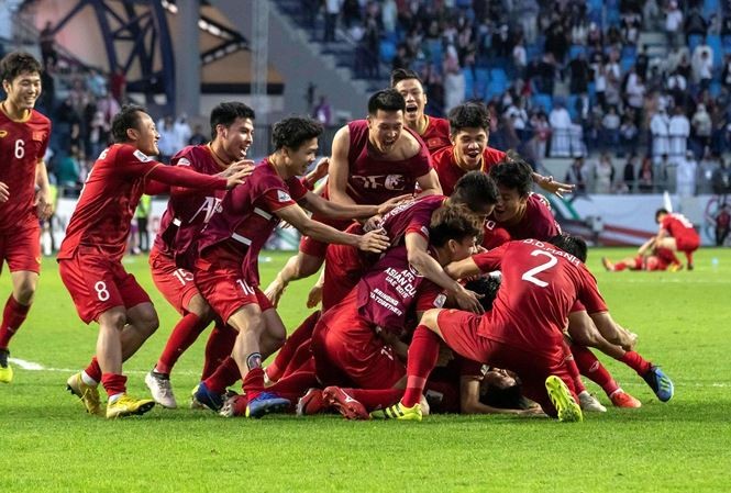 Bắt đầu mở tour sang UAE xem Việt Nam đá tứ kết ngày 24/1