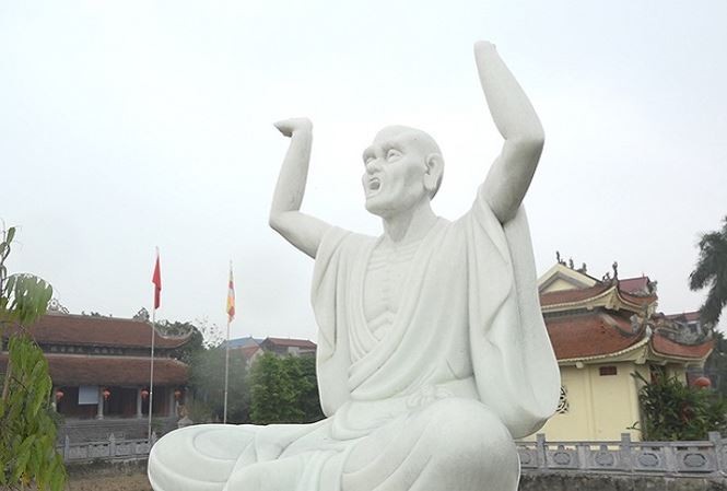 Tượng La Hán bị phá hoại ở chùa Khánh Long, Đông Anh