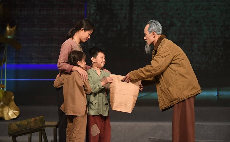 Tái hiện câu chuyện xúc động về Chủ tịch Hồ Chí Minh trong "Muôn vàn tình thương yêu"