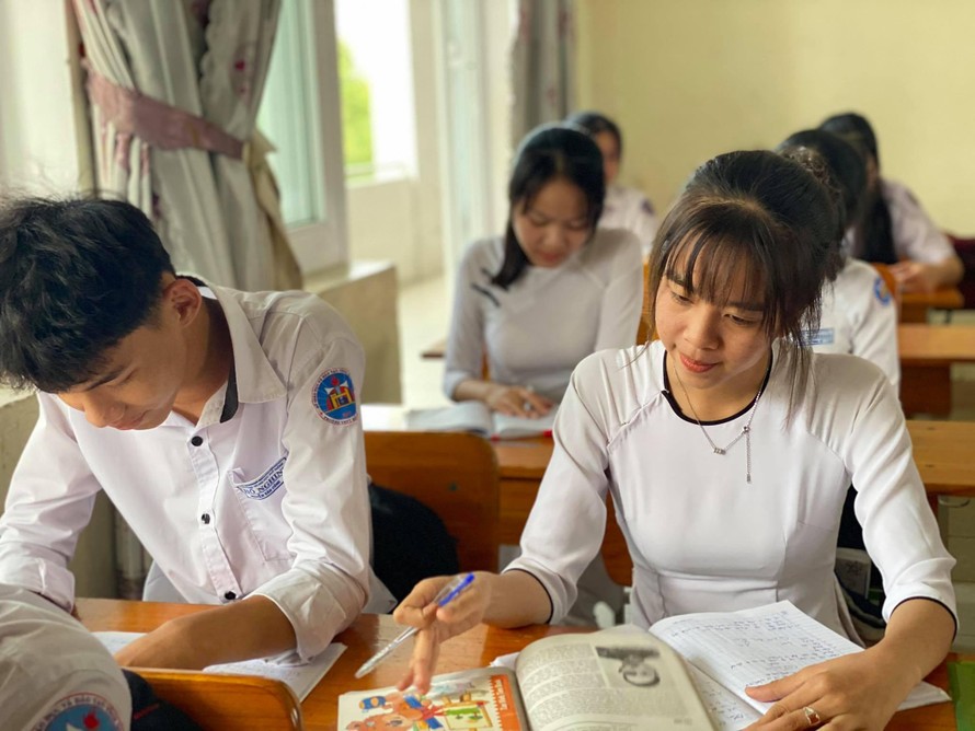 Ảnh: Học sinh tỉnh Quảng Nam và một số địa phương đã dừng tới trường để phòng dịch. 