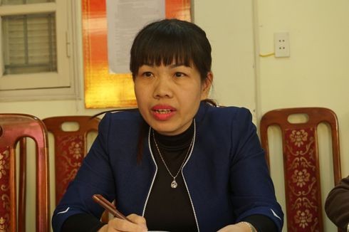 Hiệu trưởng Trường tiểu học Sài Đồng trao đổi với báo chí về sự việc