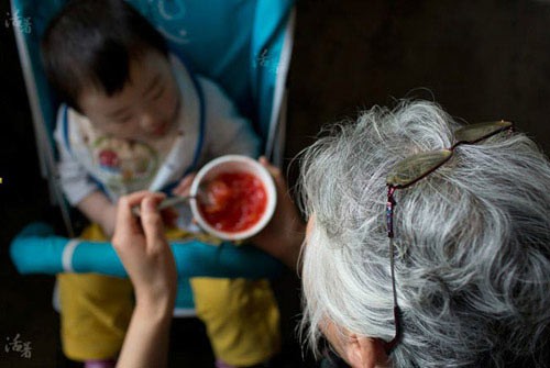 5 lầm tưởng của mẹ Việt về cách nuôi con