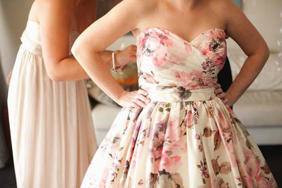 Bí quyết mặc váy cưới hoa đẹp lộng lẫy
