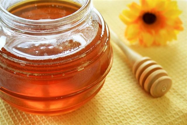 Điều gì khiến mật ong nguyên chất thực sự khác biệt?