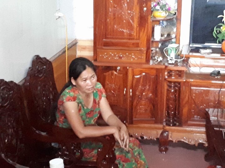 Đối tượng Đào Thị Danh bị Công an huyện Can Lộc bắt khẩn cấp. 