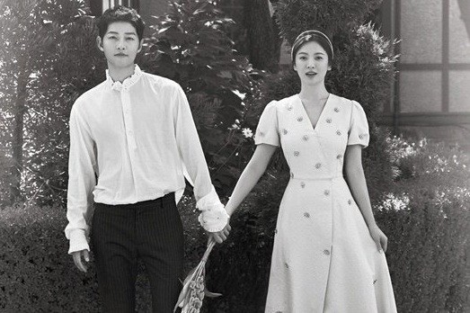 Bí mật mới tiết lộ về chiếc váy cưới của Song Hye Kyo và Son Ye Jin