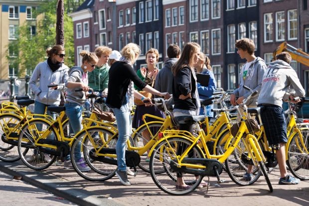 Người Hà Lan bảo vệ môi trường với văn hóa xe đạp