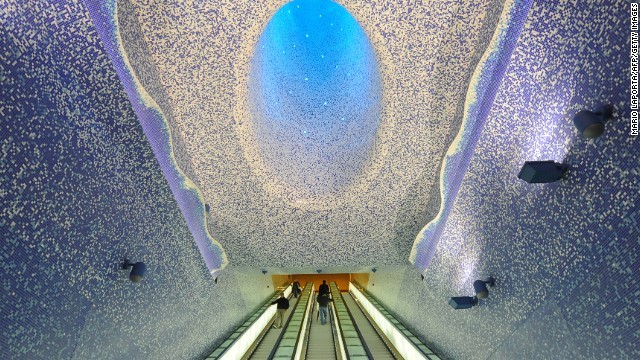 Những ga tàu điện ngầm ấn tượng nhất Châu Âu