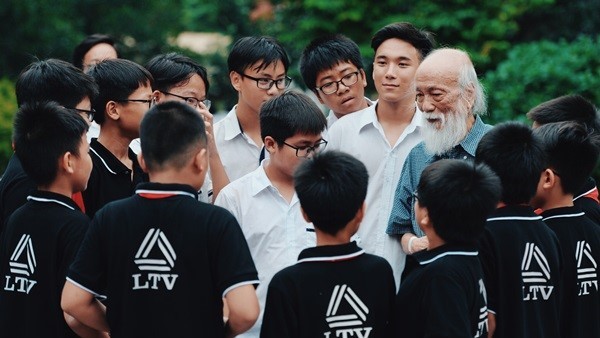 Học sinh trường Lương Thế Vinh làm phim tri ân cố PGS Văn Như Cương 