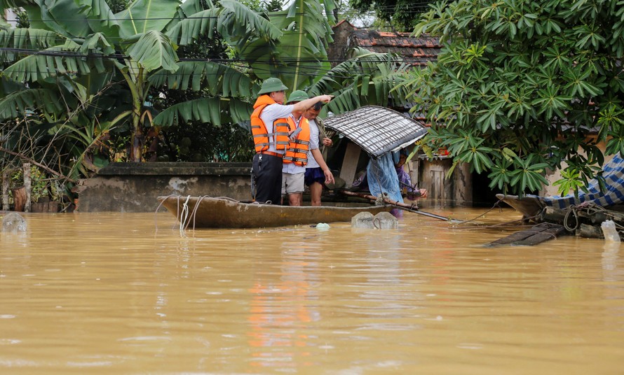 Hà Nội: Mưa lũ lịch sử gây thiệt hại gần 1.400 tỷ đồng